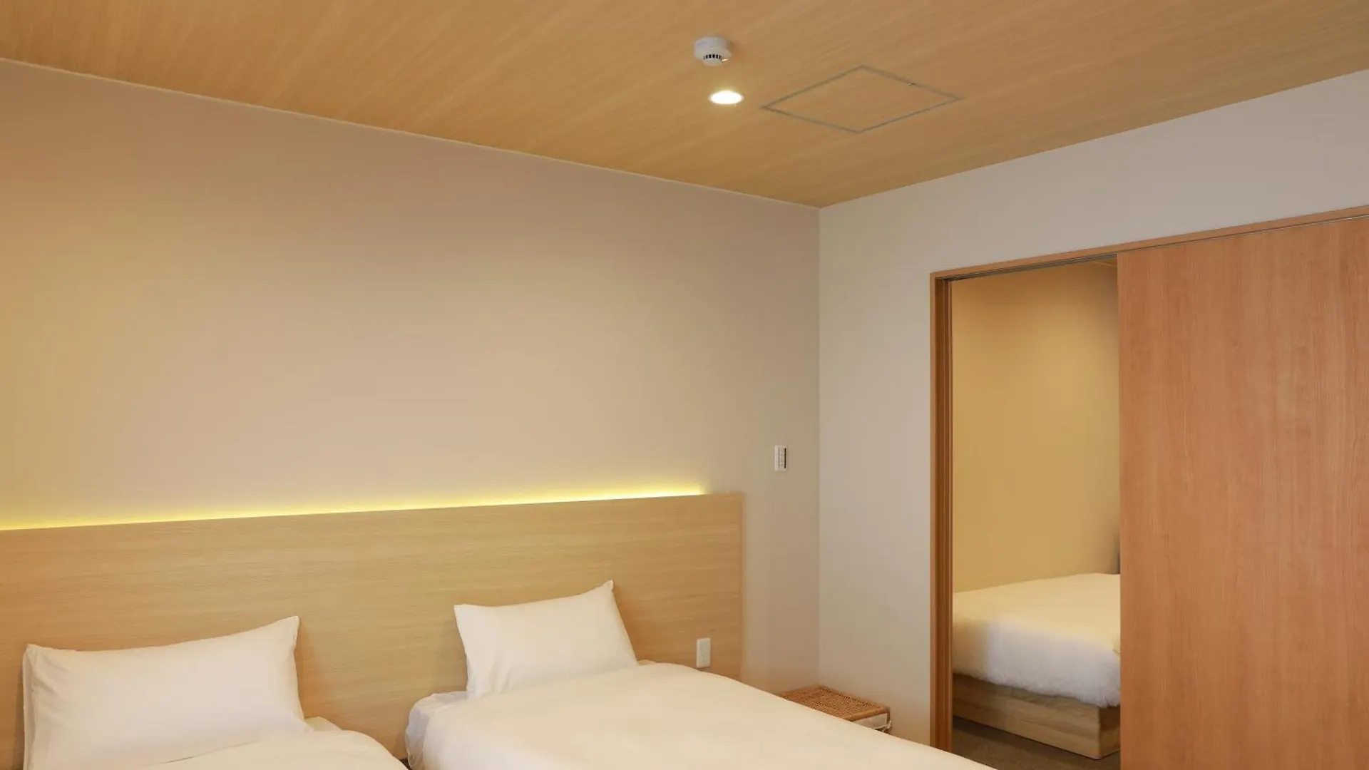 Oyasumi Ice&Hotel Ōsaka Japan