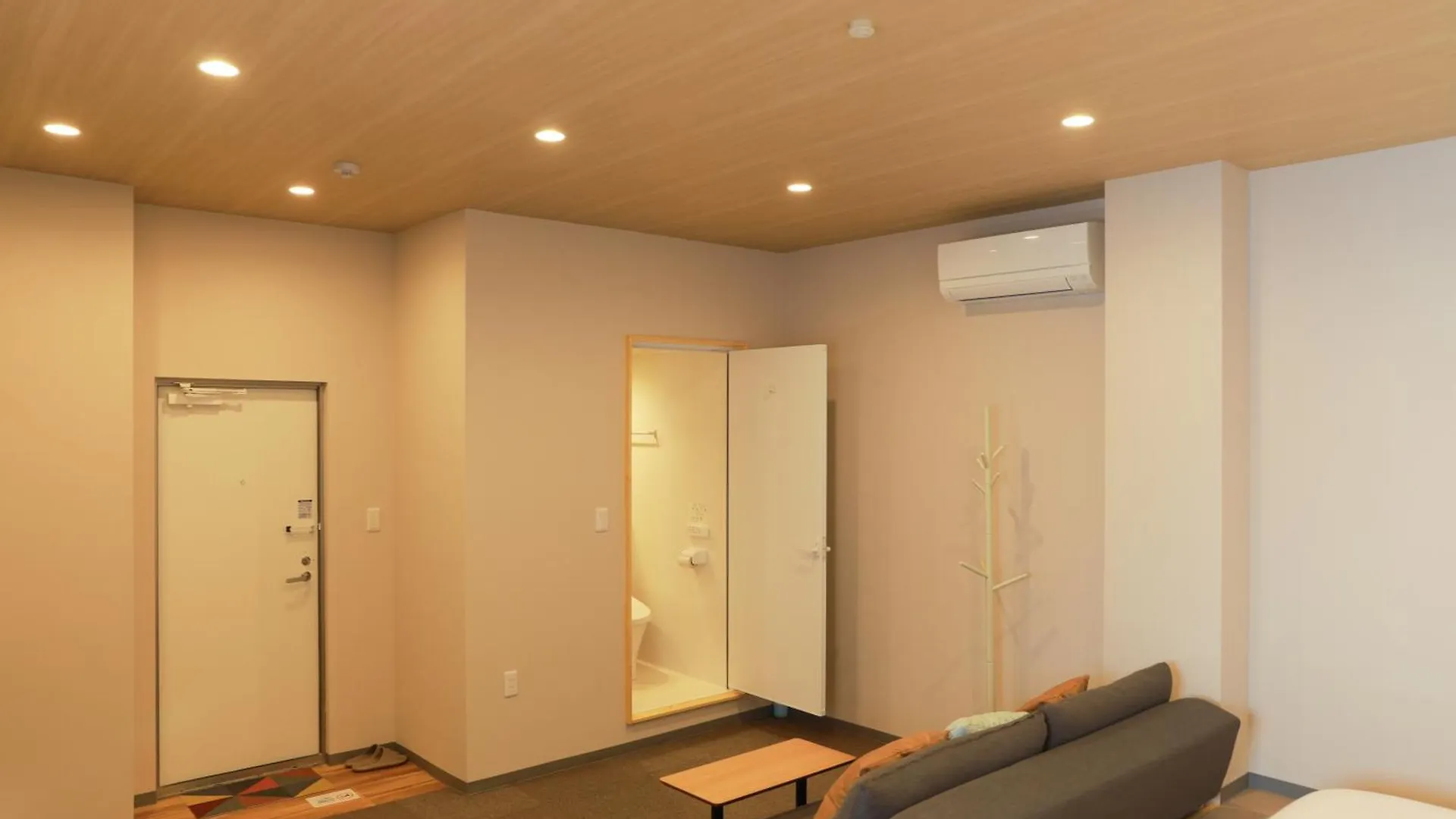 Oyasumi Ice&Hotel Osaka Guest house
