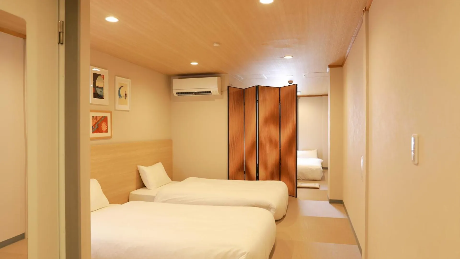 Oyasumi Ice&Hotel Osaka 0*,