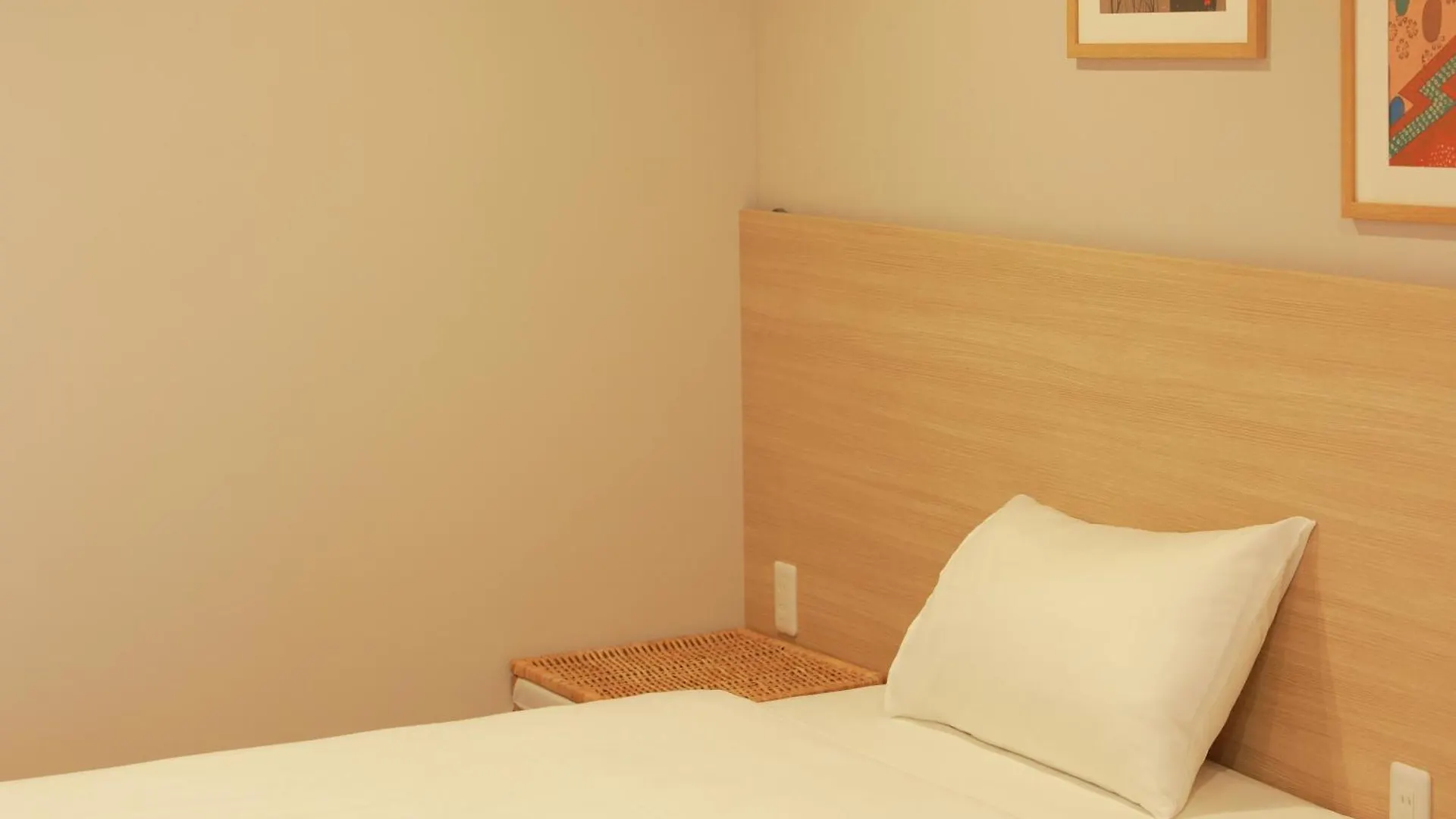 Oyasumi Ice&Hotel Osaka Guest house