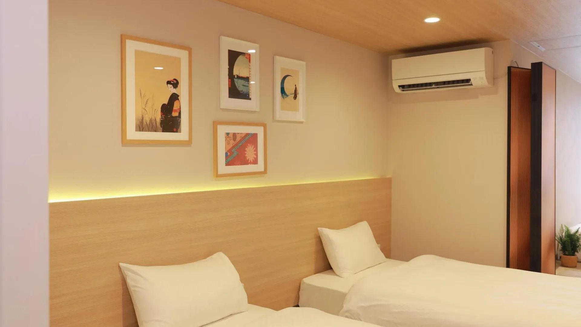 Oyasumi Ice&Hotel Osaka
